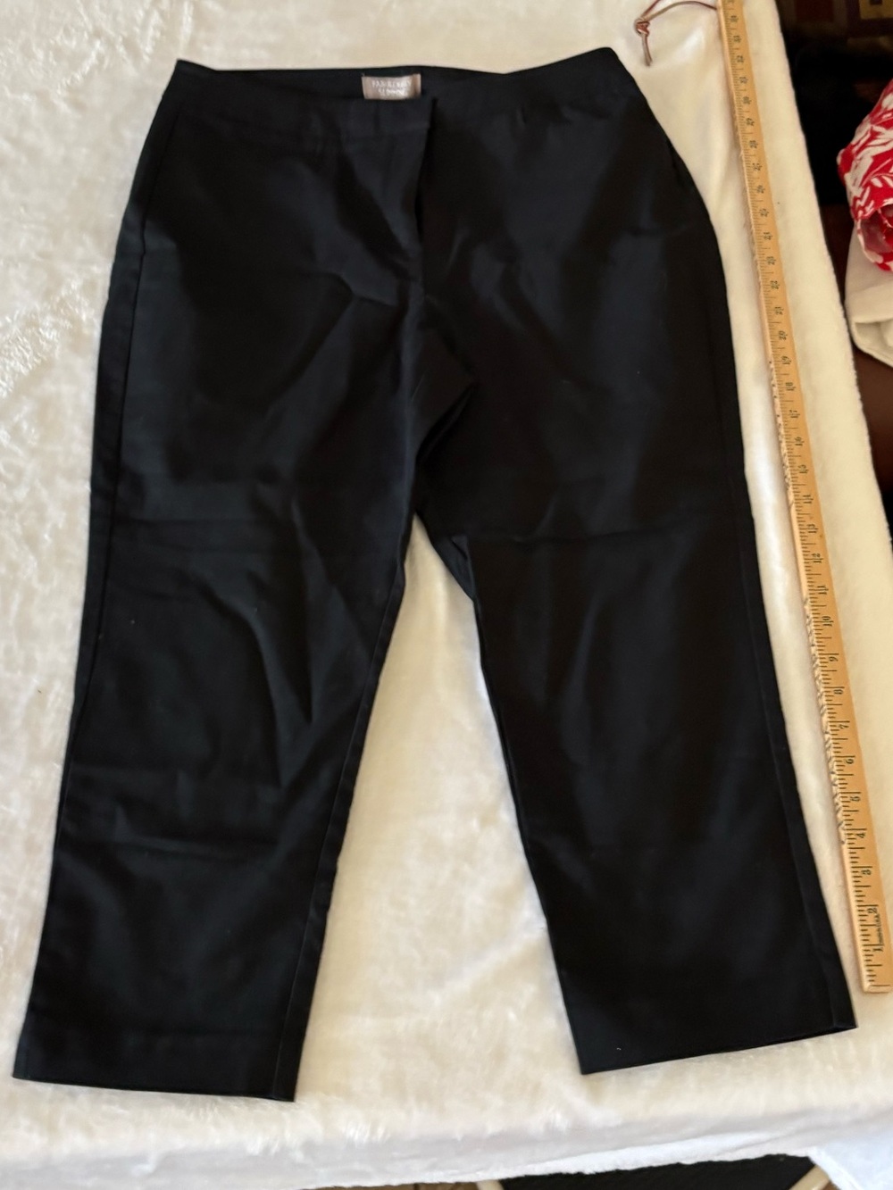 Chico's Black Women’s Capris